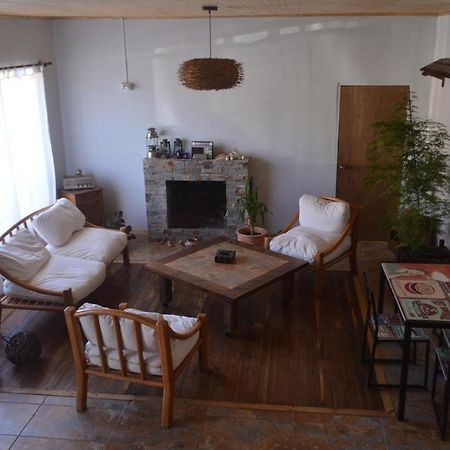 Hostal Y Cabanas Vientos Del Sur Puerto Ingeniero Ibanez Exterior foto